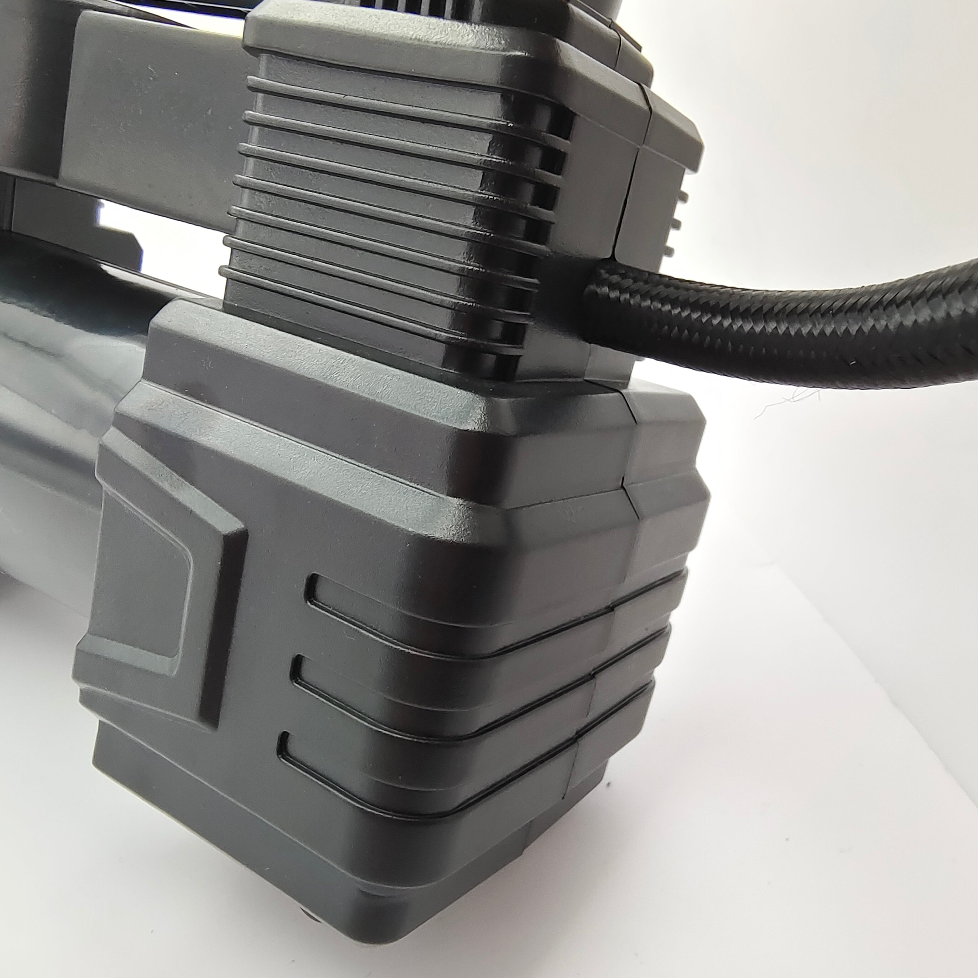 12V Air Compressor Car Tyre Inflator 150PSI